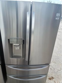REFRIGERATOR LG 4 Doors 36”