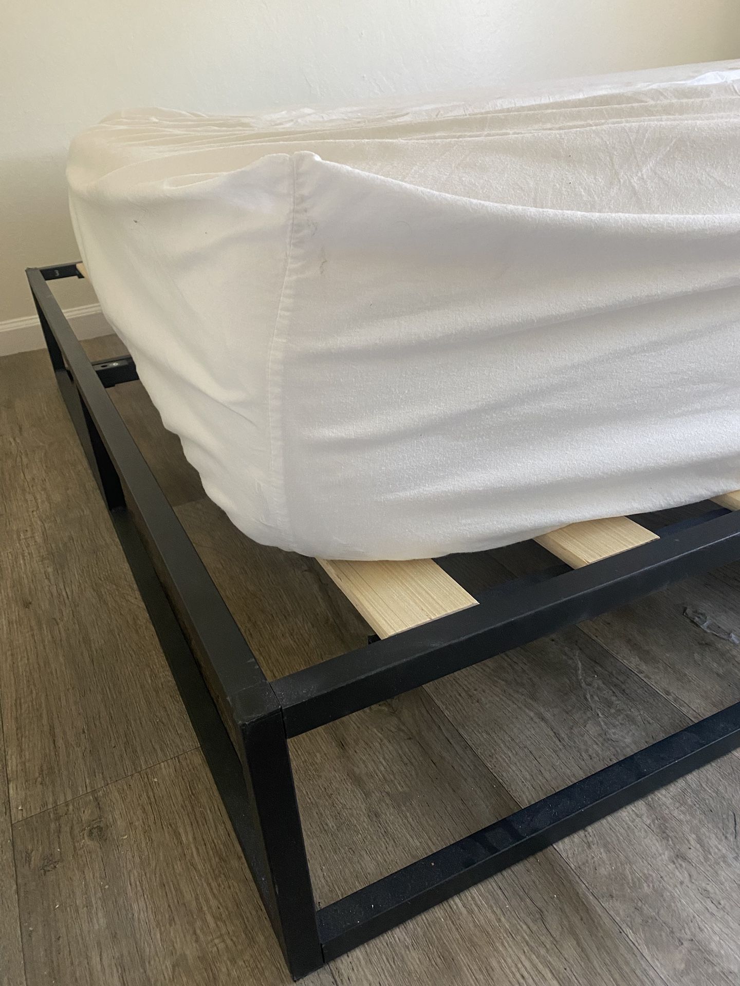 Bed FRAME (Queen)