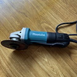 Makita Grinder Usado Como Nuevo 