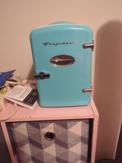 Mini Frigidaire