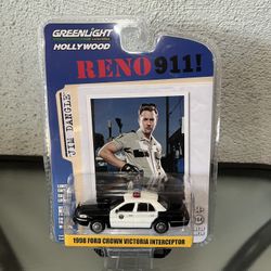 Greenlight 1:64 Ford Crown Victoria Reno 911 Police Interceptor