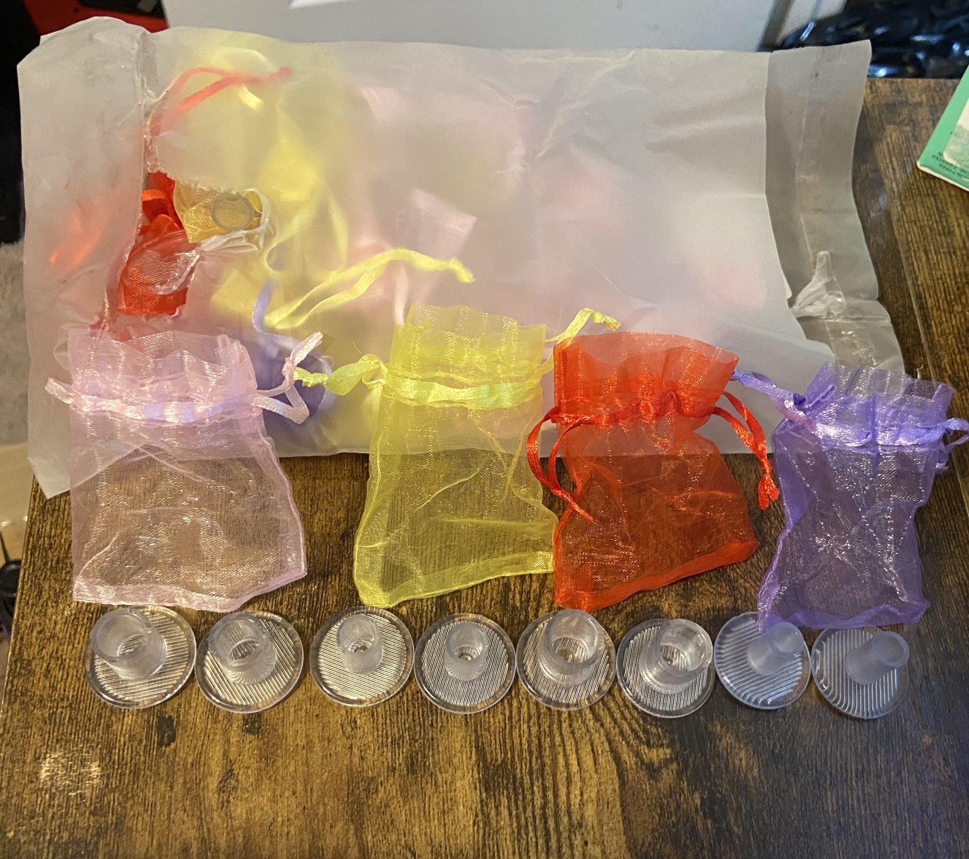 Heel Protectors for Grass, 21 Pairs, 4 Sizes, Clear