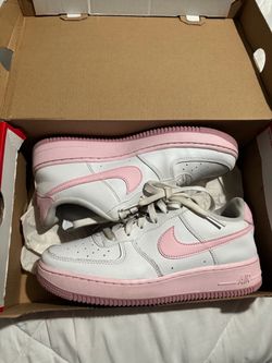 Nike Air Force 1 White Pink Sneakers