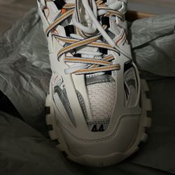 Balenciaga Tracks 