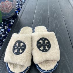 Tory Burch Fluffy Slide 