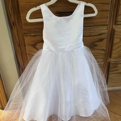 Flower Girl Robe & White Dress