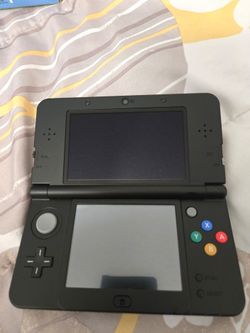 New Nintendo 3DS Super Mario Black Edition complete inbox