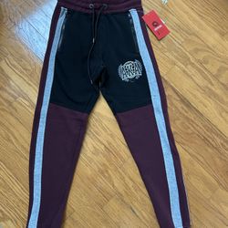 NWT Akademiks men’s jogger size S