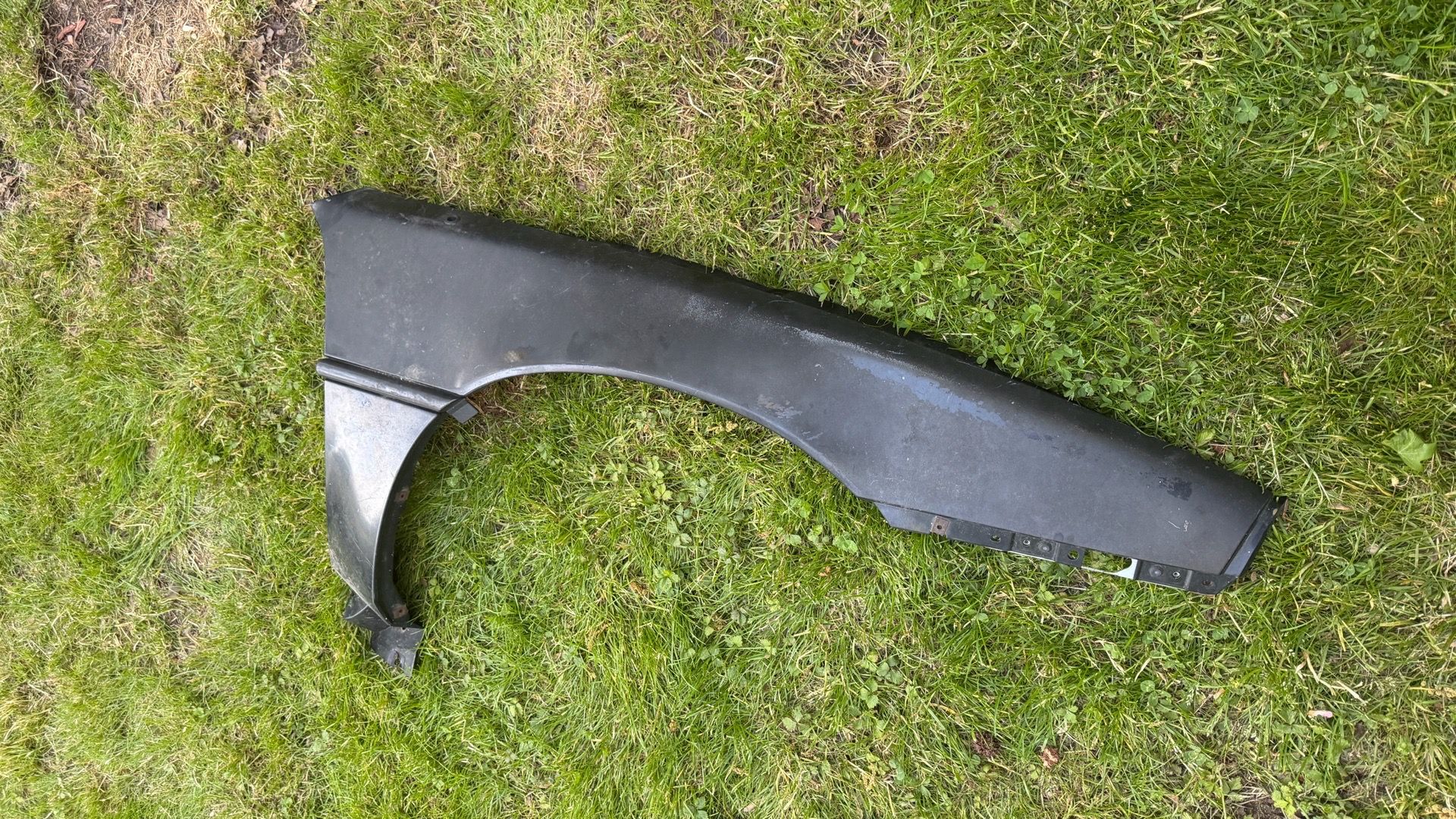 84-88 Fiero fender