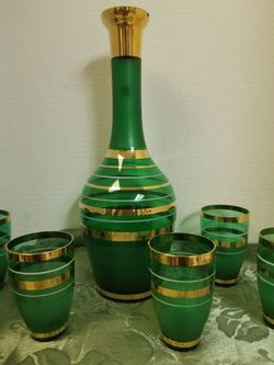 Bestiful Emerald Green Liquore Set
