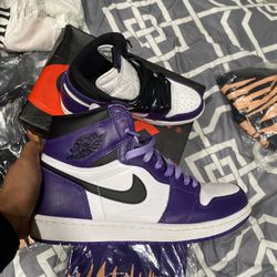 Jordan 1 Court Purple 2.0 Size9