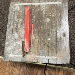 Chicago Electric Power Tools Chicago Electric 7 in. Portable Wet Cut Tile Saw 