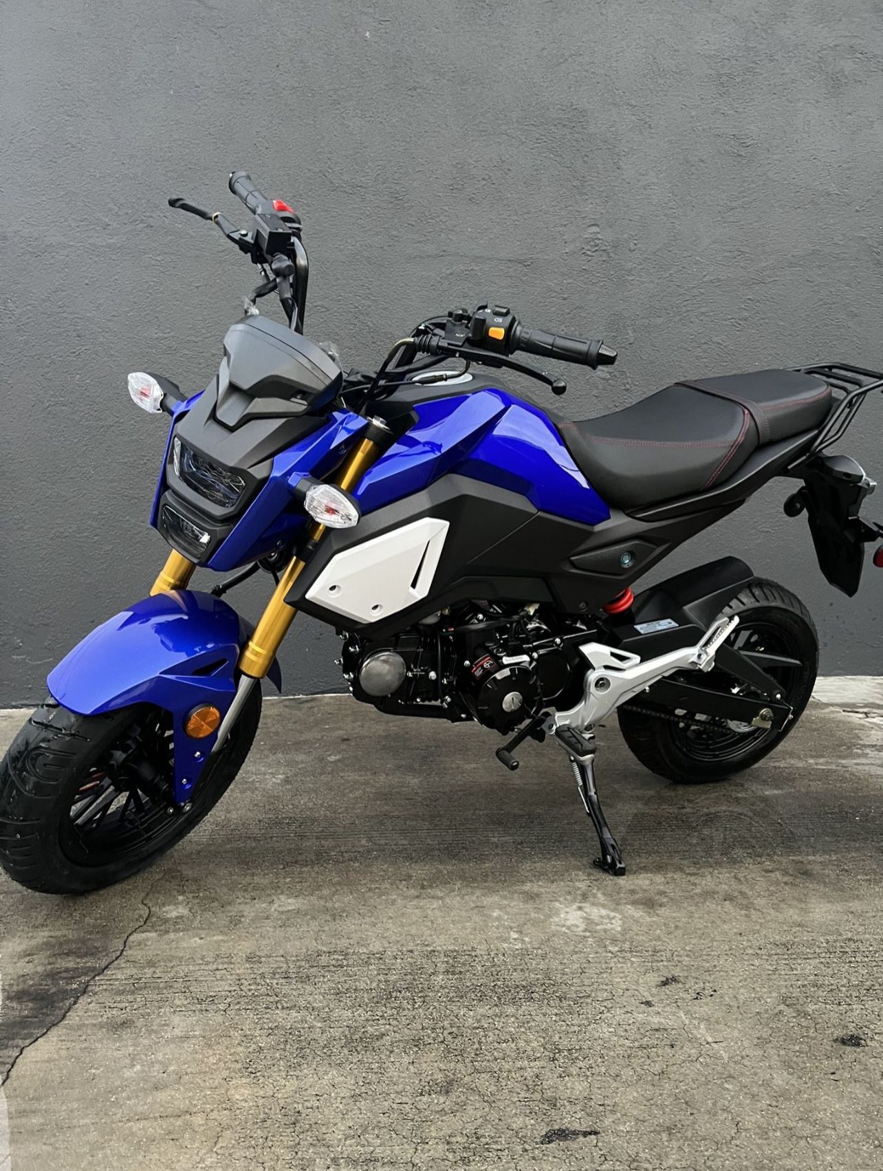 boom vader 125cc exhaust