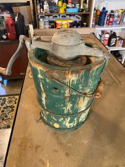 Vintage ice cream maker