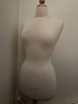 Mannequin Dress Form Torso