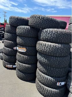 ‼️🚨vendo set de llantas 265 70 17 arroyo R/T tires