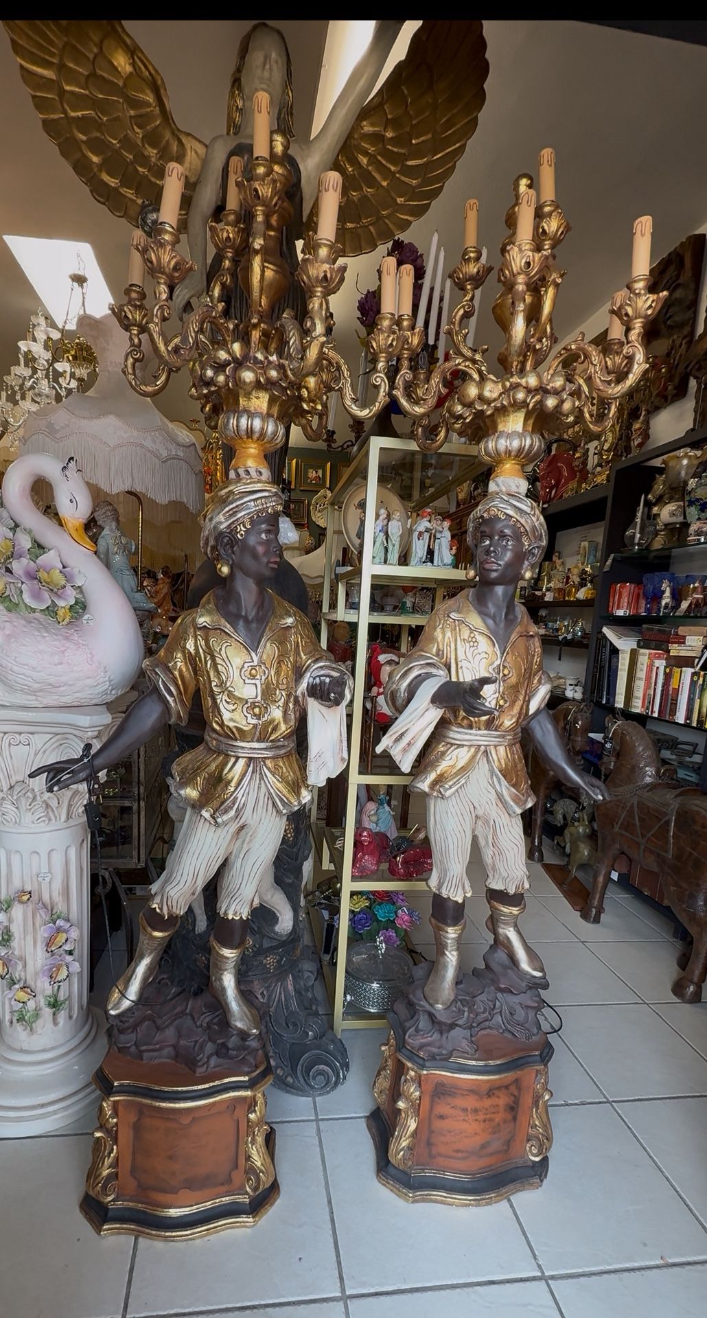 BLACKAMOOR PAIR OF FLOR LAMPS