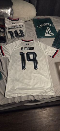 Mexico G. Mora #19 SOCCER Jersey