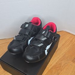 Peloton Cycling Shoes Size 40 Black Road Bike Shoes w/ Look Delta Cleats Indoor 