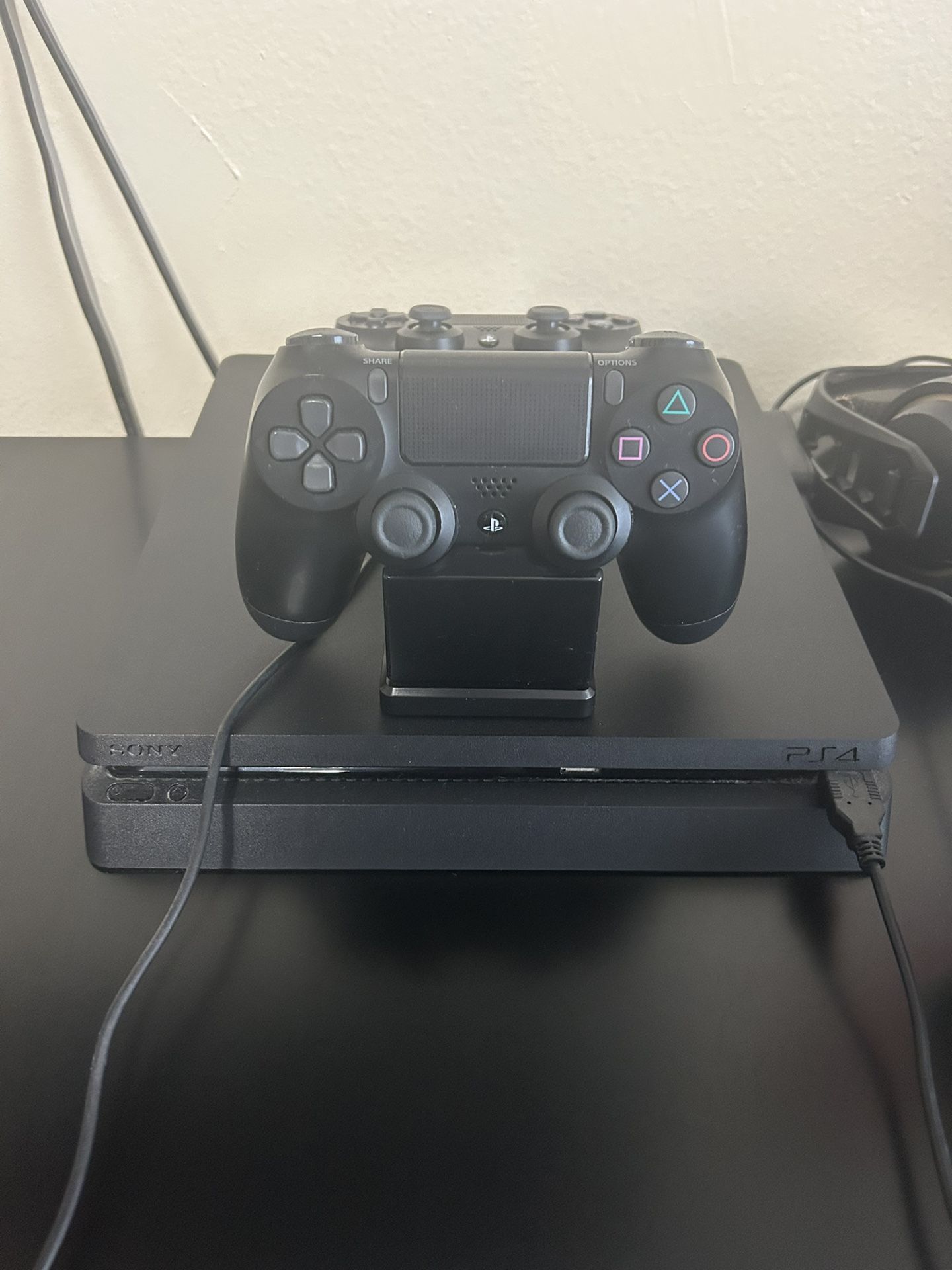 PS4
