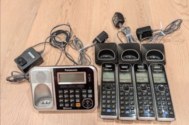 Panasonic Cordless Phone Set - Excellent Condition