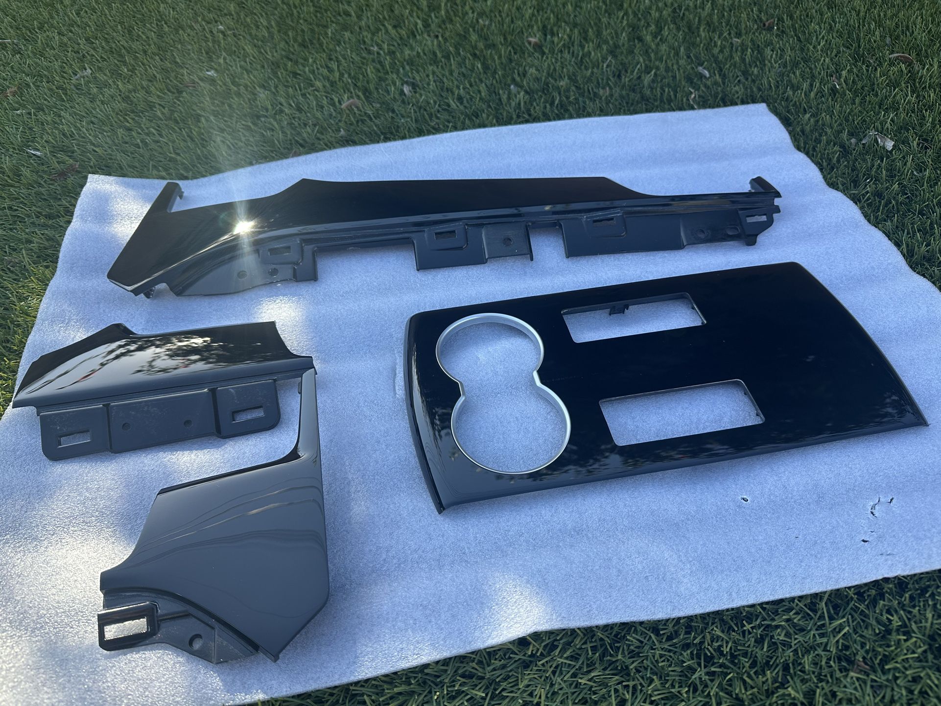 2012-2020 OEM Tesla Model S Front Right Left Dashboard Vent Trim Piano Black Set