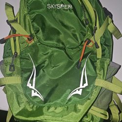 Hiking Backpack With Rain Cover 