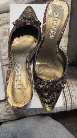 Beautiful Kitten Beaded Kitten Heel 7.5