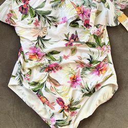 Swimsuit 