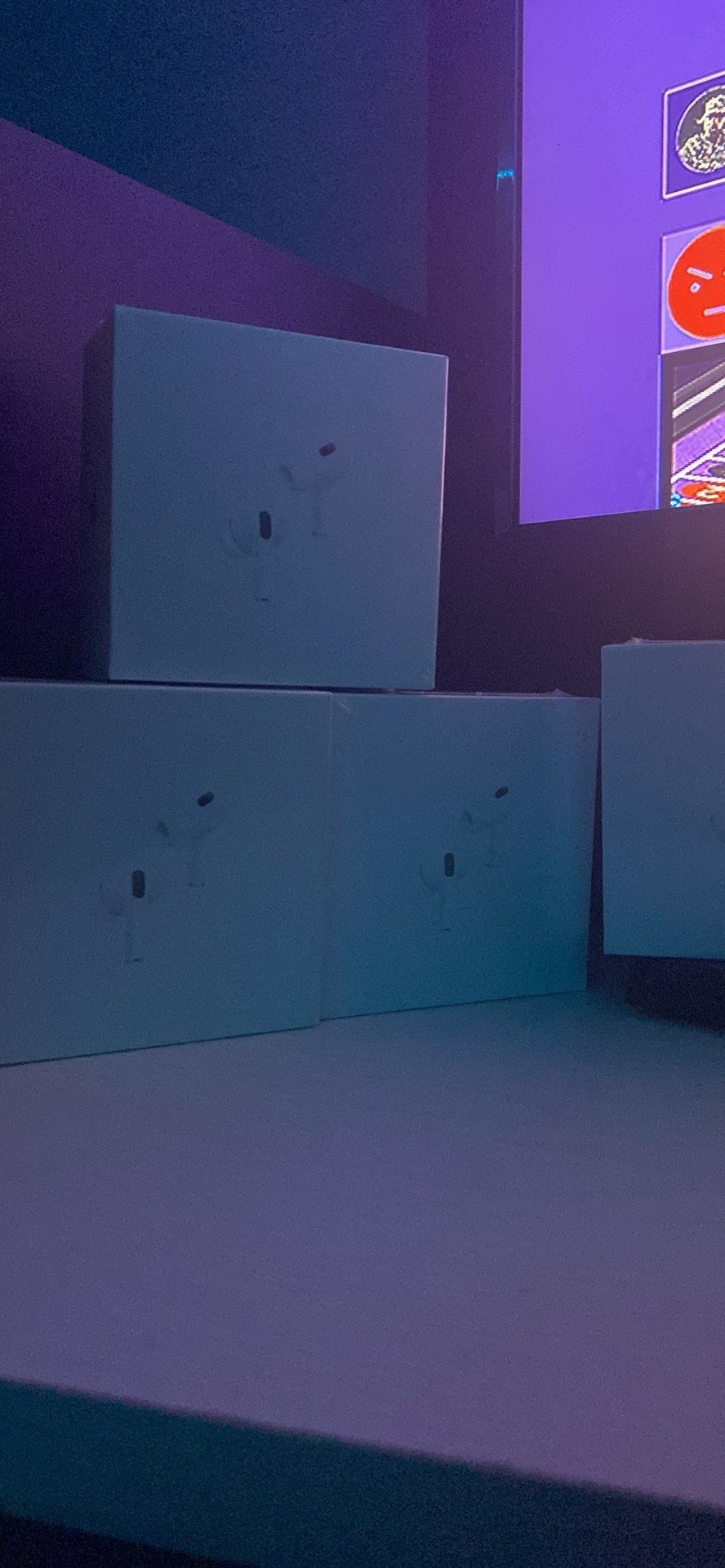 AirPod Pros 2 (bulk Or Singles) Lmk  In Ingleside 