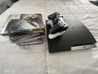 PS3 + 2 Controllers + 9 Games