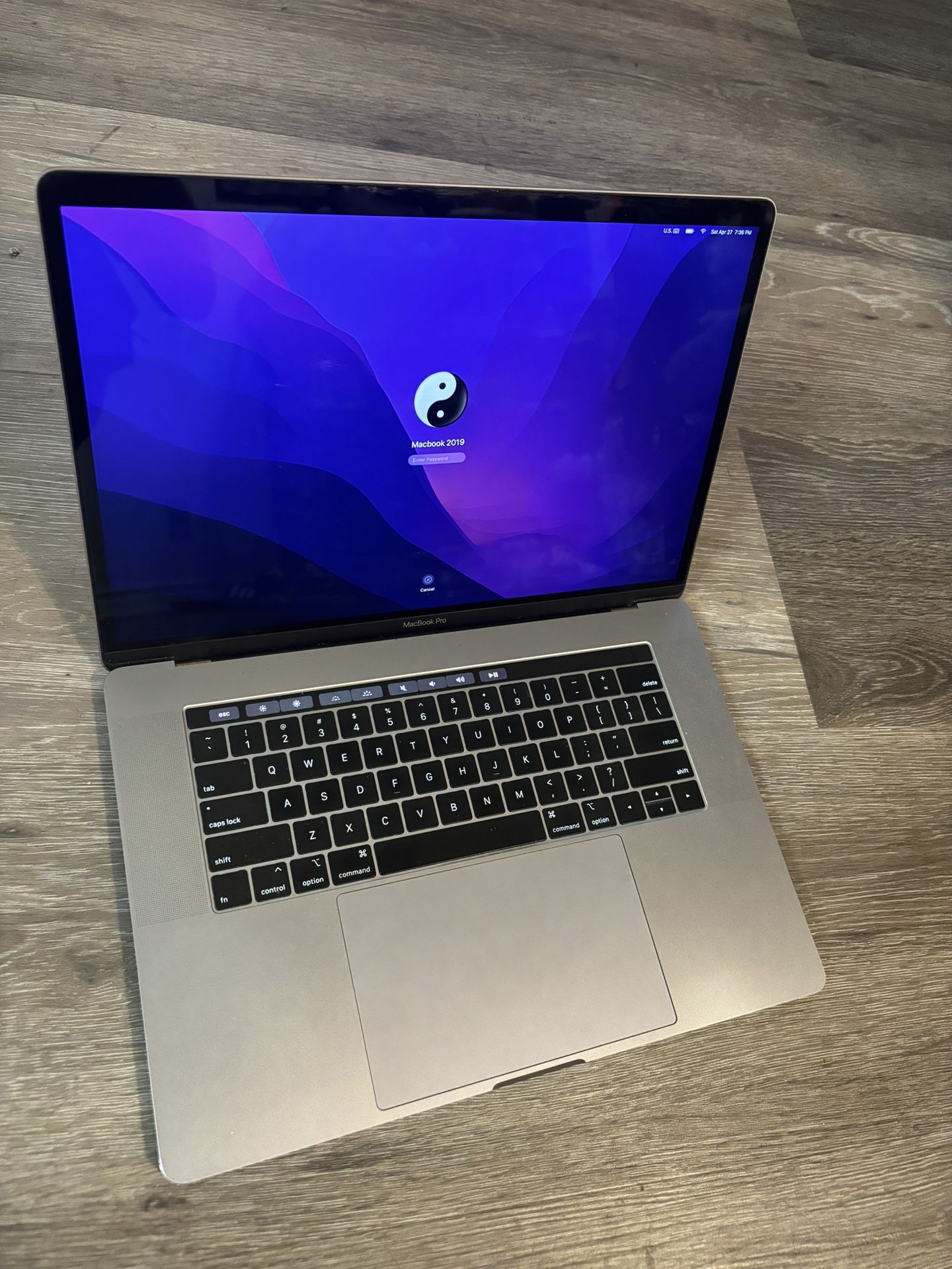 Macbook Pro - 4TB , 2019 , 15inch , 32GB Ram