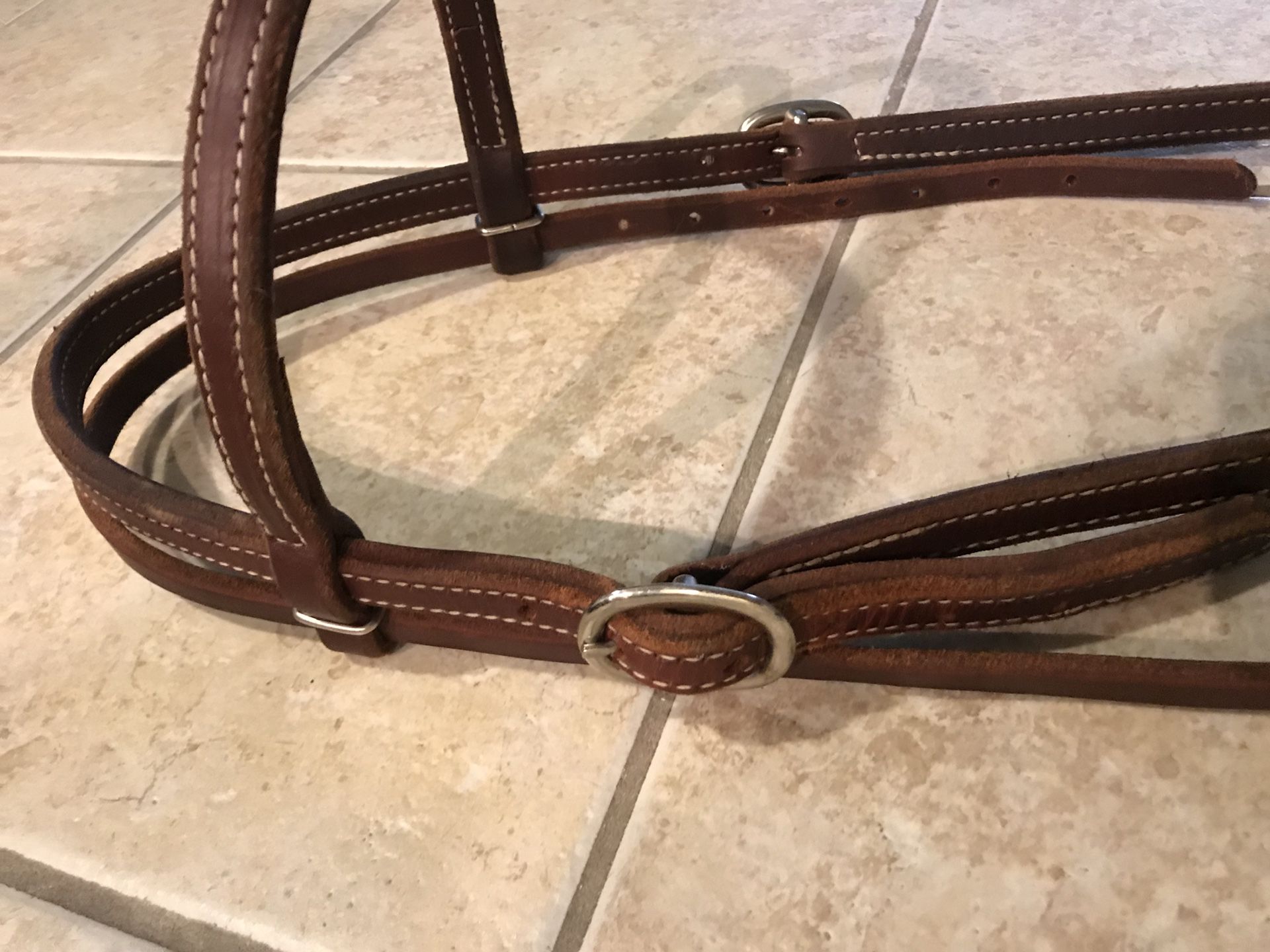 Leather head stall