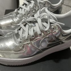 Silver Air Force 1s