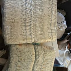 New  Sleeve Size 1 Huggies Snug & dry / Pampers Also Available 