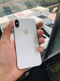 🔥📲iPhone X 64Gb factory unlocked with warranty
