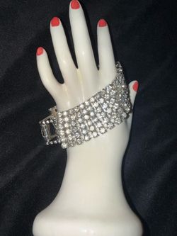 Vintage wide rhinestone bracelet