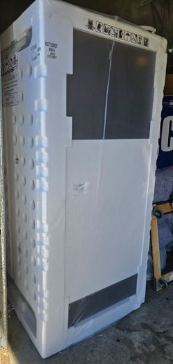 NEW Samsung 36 in. 27.4 cu. ft. Standard Depth Side by Side Refrigerator in Fingerprint-Resistant Stainless Steel