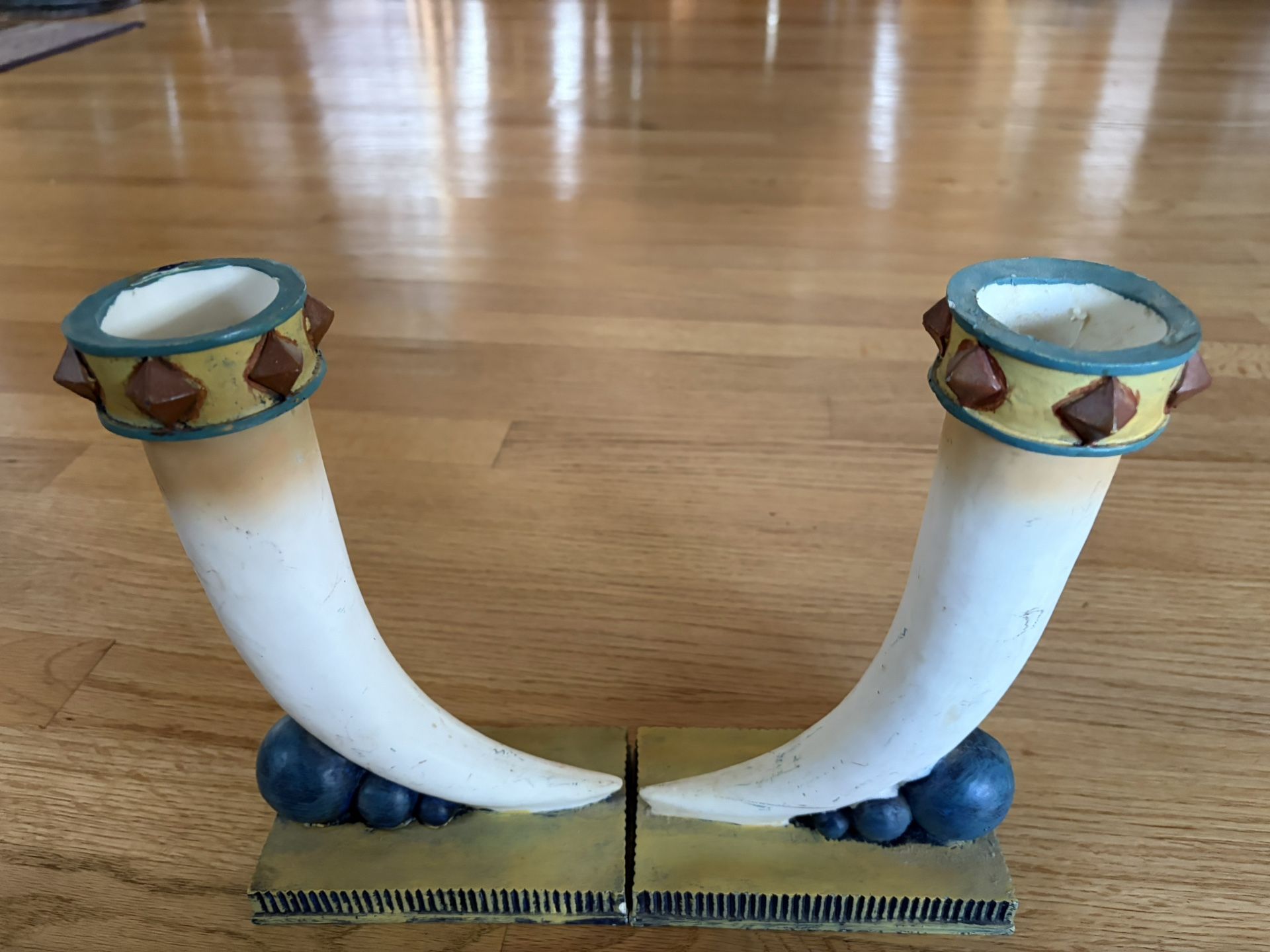 Horn shaped Candle Holders
