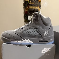 Mens Jordan Retro 5 size 13 Wolf Grey