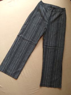 Capri pants