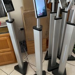 Temperature/ Facial Recognition Kiosk 