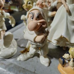 Snow White Collection Figurines - DISNEY 