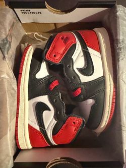 Jordan 1 High Black Toe  Size 6C