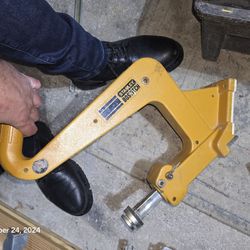 Bostitch Stanley Flooring Nailer