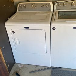 2year Old  Maytag Washer Dryer, Set Still Under Warranty, Nothing Wrong With Them Just Upgraded, White...