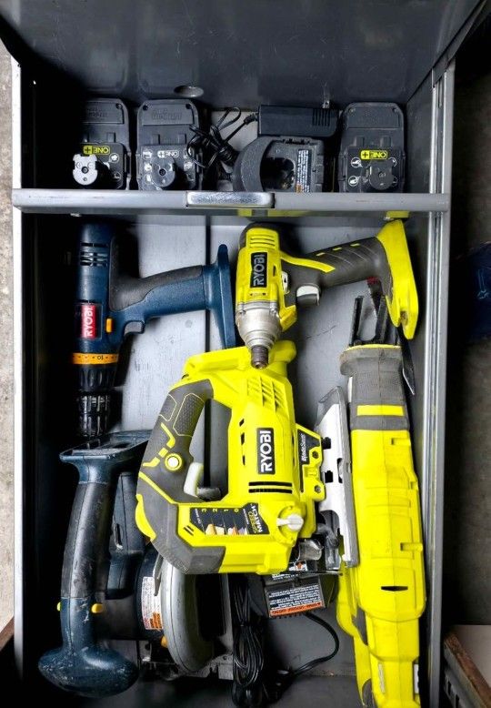 Ryobi 18 Volt Tool Bundle - 5 Tools 3 Batteries