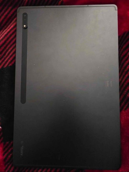 🔥 Samsung Galaxy Tab S8 Ultra – 256 GB / 12 GB RAM + Smart Keyboard 🔥