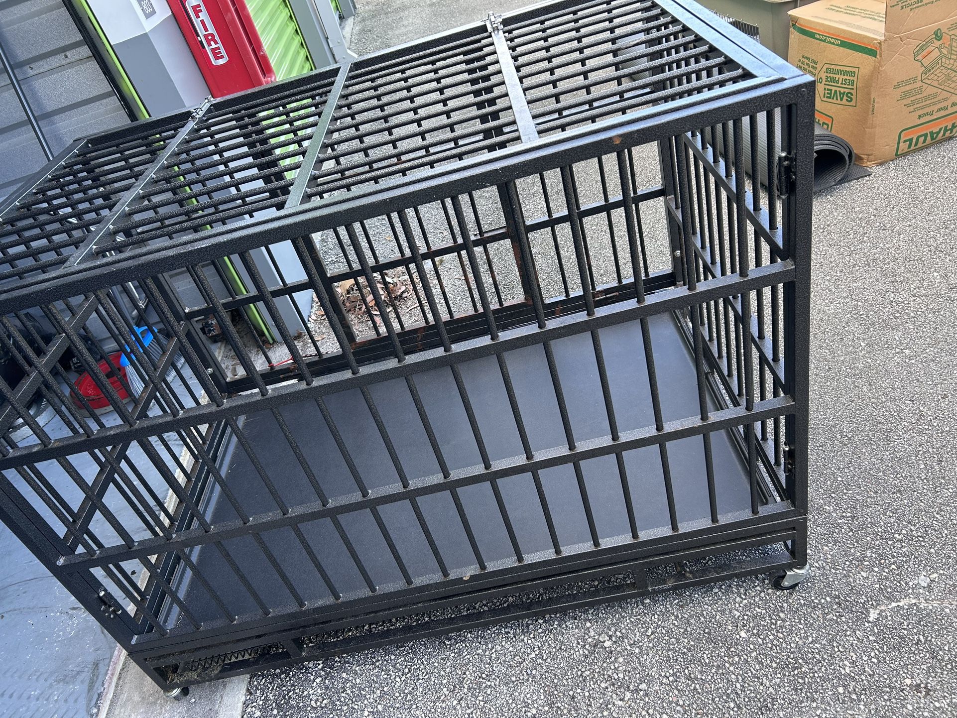 Dog  /Iron Heavy Duty/ Fits 80lb Pitbull