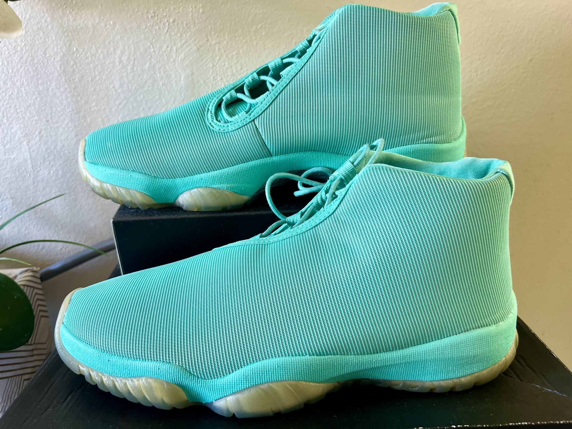* DEADSTOCK* Jordan Future Hyper Jade Size 11 In Men Reflective Sneakers